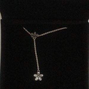 Pandora flower necklace